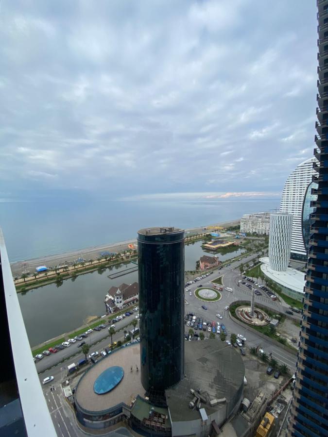 Orbi City Aparthotel Batumi Exterior photo