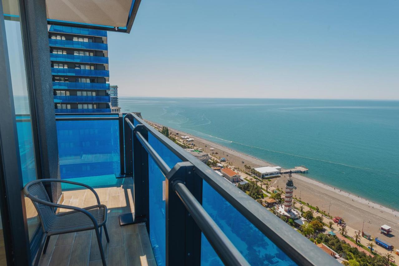 Orbi City Aparthotel Batumi Exterior photo